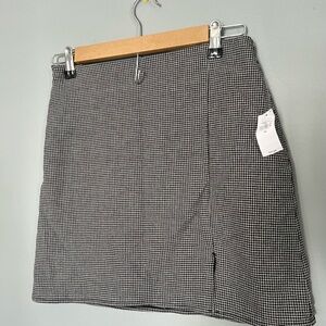 Old Navy Black and White Checkered Mini Skirt